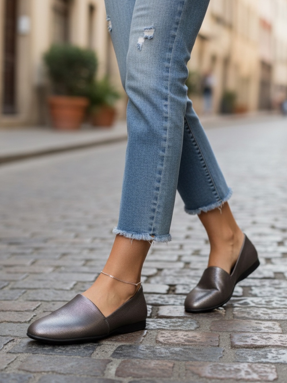 Dansko Larisa Metallic Pewter Leather Slip On Loafers Flats Size 40 US 9.5-10